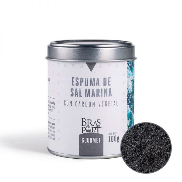 Espuma de sal marina española con carbón vegetal